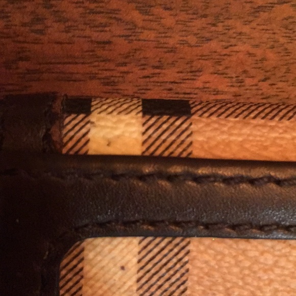Burberry Vintage Classic Leather Striped Plaid Compact Snap Closure Wallet 😍😍 - Picture 6 of 14